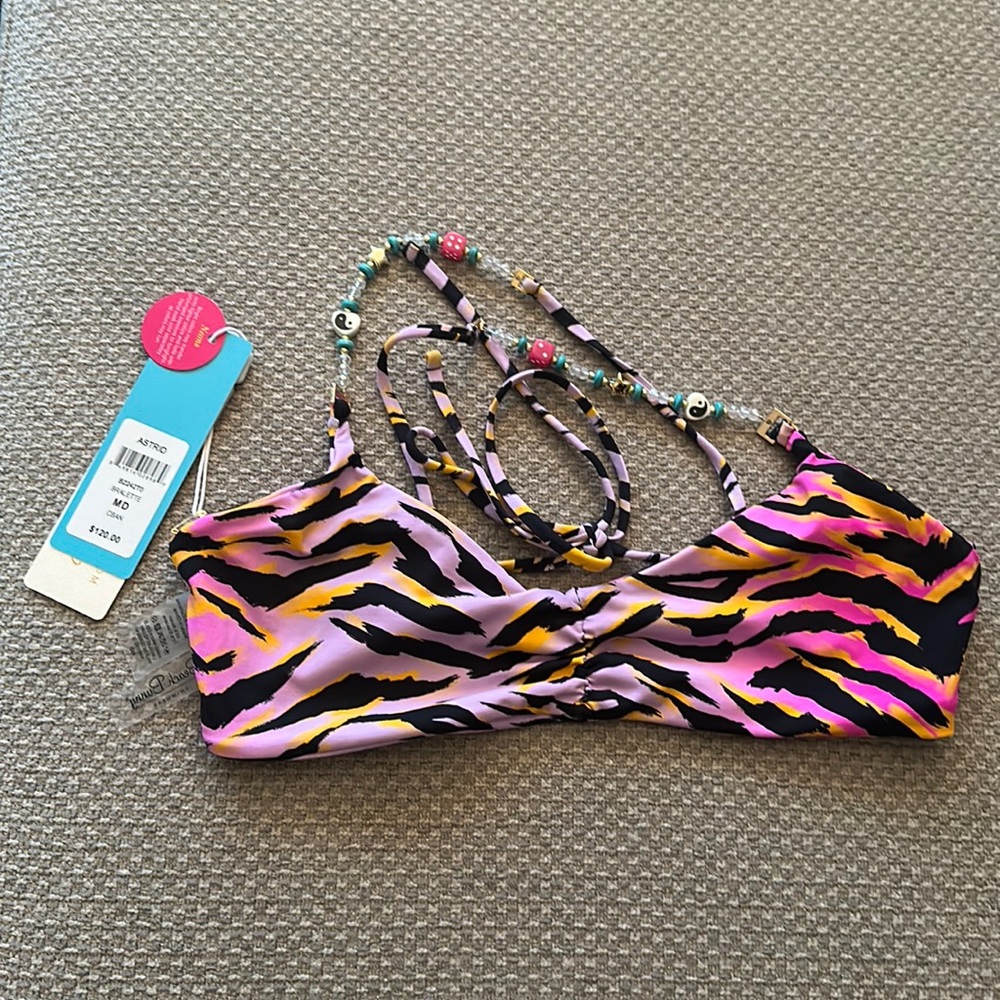 Beach bunny bikini top only size medium